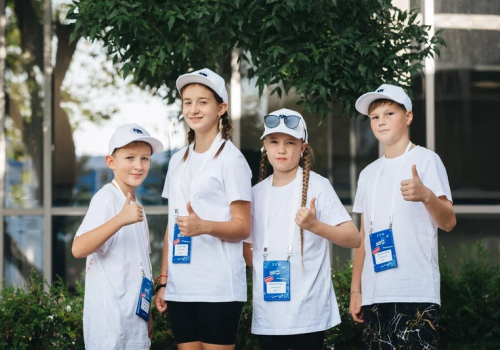 Команда юных инспекторов движения на финале конкурса «Безопасное колесо 2025» в Анапе