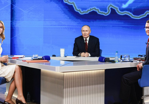 Глава Ягоднинского округа в социальных сетях