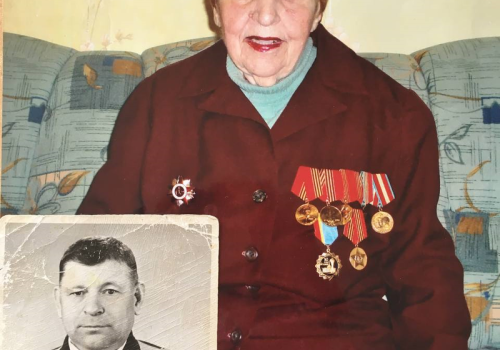 Герои живут вечно